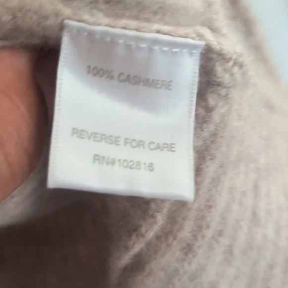 Garnet Hill Oatmeal Beige 100% Cashmere Twist Front Chunky Knit Sweater Sz Large - Picture 4 of 17